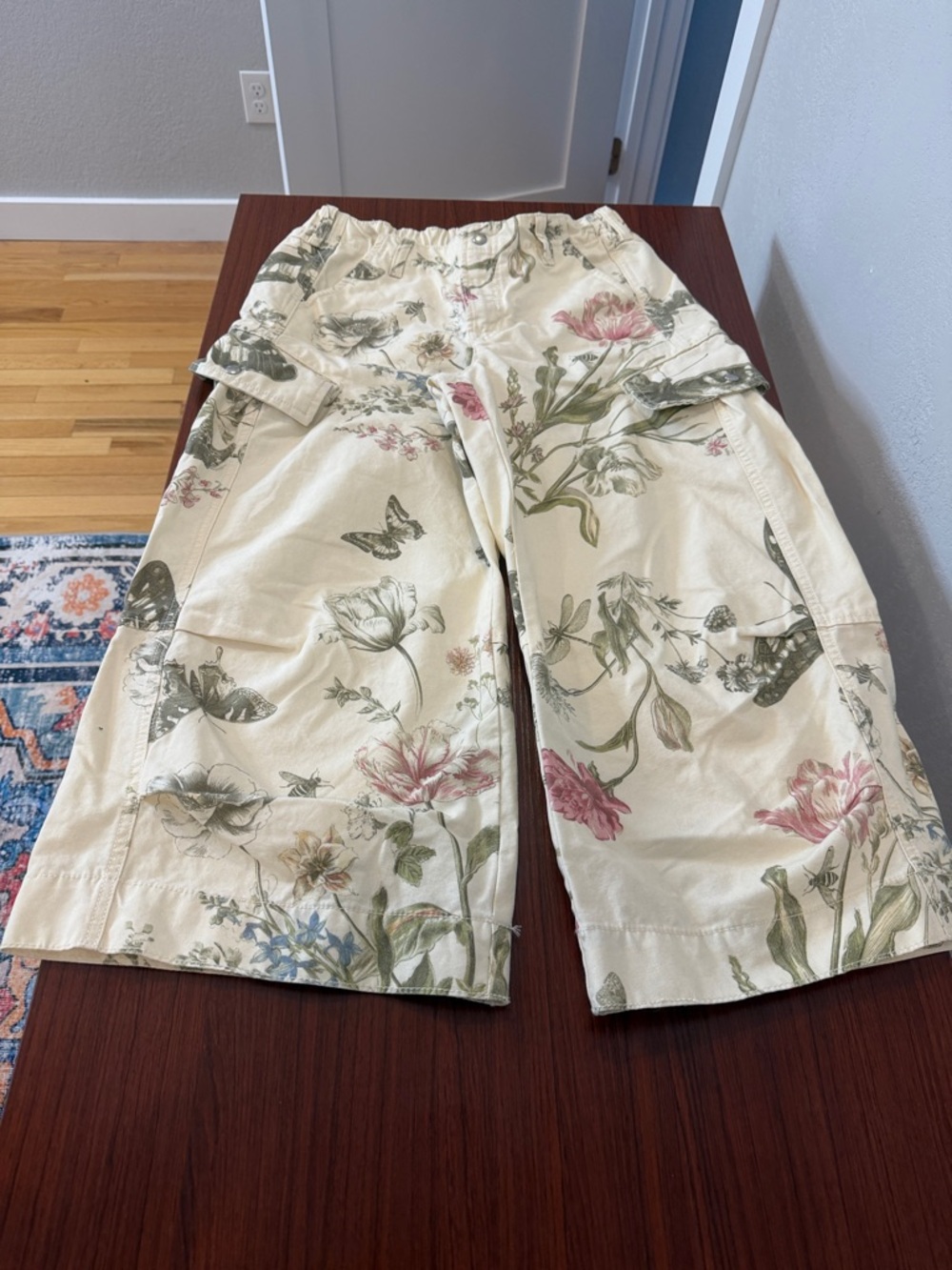 BDG Cream Wide-Leg Floral & Butterfly Crop Pants - Picture 11 of 11
